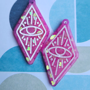 MOD About You Retro Heart Eye Earrings