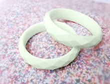 Load image into Gallery viewer, Sundae Funday Faceted Bangle in Mint Cream

